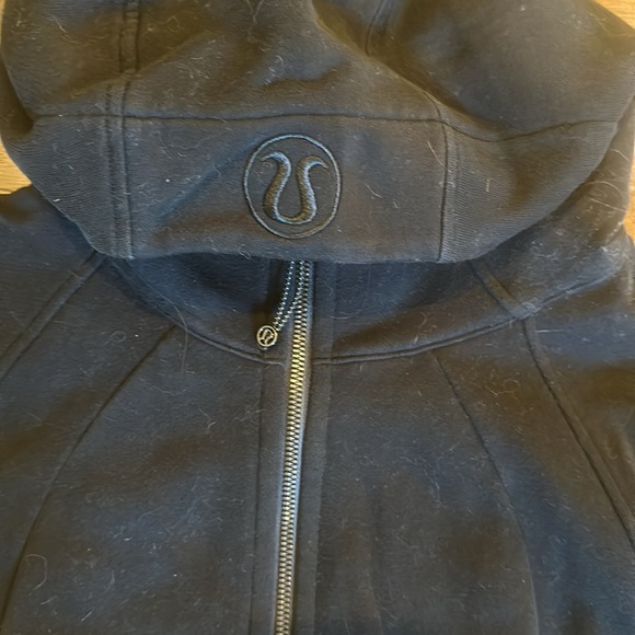 Lululemon scuba - Picture 2 of 2